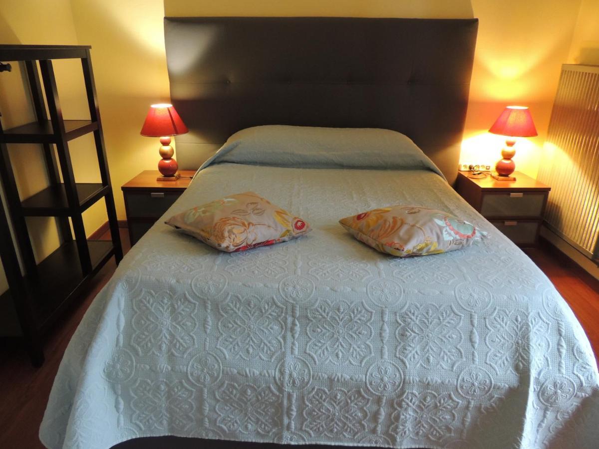 Le Jardin Des Cygnes Bed & Breakfast Pineuilh Exterior foto