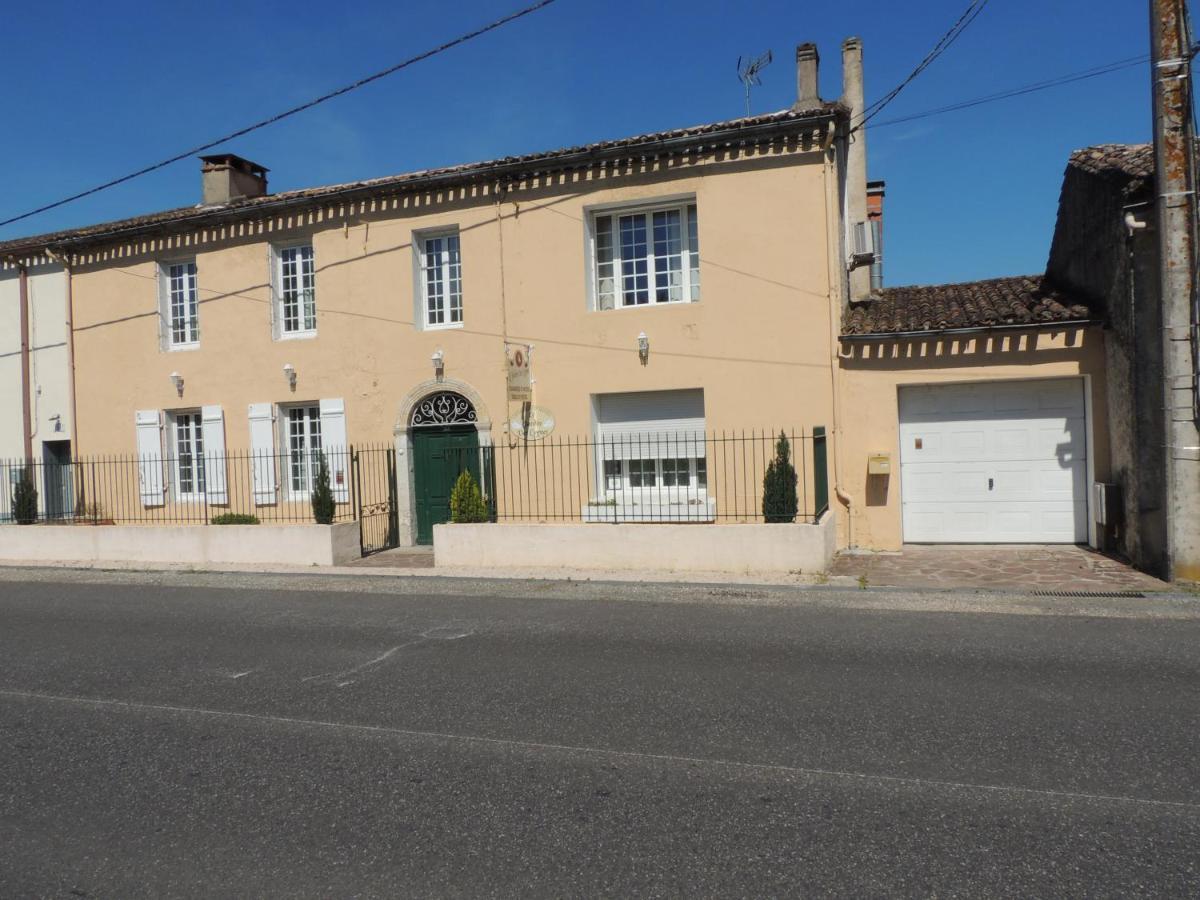 Le Jardin Des Cygnes Bed & Breakfast Pineuilh Exterior foto